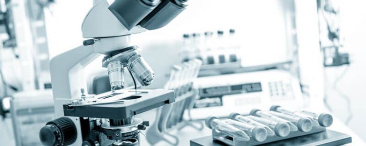 Możliwość udzielenia zam&oacute;wienia z wolej ręki na podstawie art. 67 ust. 1 pkt 7 Pzp jest uzależniona od szczeg&oacute;lnego charakteru danego zam&oacute;wienia, jego specyficznych cech technicznych powodujących, że na rynku nie występuje więcej niż jeden podmiot, kt&oacute;ry m&oacute;głby wykonać zam&oacute;wienie