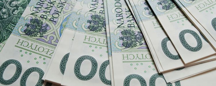 Czy zawarta w gwarancji bankowej wadialnej klauzula złożenia żądania zapłaty kwoty wadium do gwaranta za pośrednictwem banku prowadzącego rachunek zamawiającego, który potwierdzi, że podpisy w oryginale widniejące na żądaniu zapłaty zostały złożone przez osoby uprawnione do reprezentowania zamawiającego oraz określenie w gwarancji wadialnej terminu wypłaty kwoty wadium na 14 dni jest ograniczeniem, które może być uznane za element gwarancji warunkowej, ograniczającej zapłatę kwoty wadium w okolicznościach wskazanych w art. 46 ust. 4a i 5 ustawy Pzp?