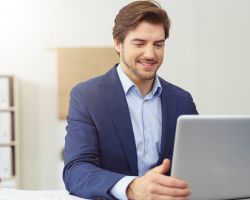 Specyfikacja istotnych warunk&oacute;w zam&oacute;wienia. Część 11. Miejsce i termin składania i otwarcia ofert. Opis sposobu obliczenia ceny